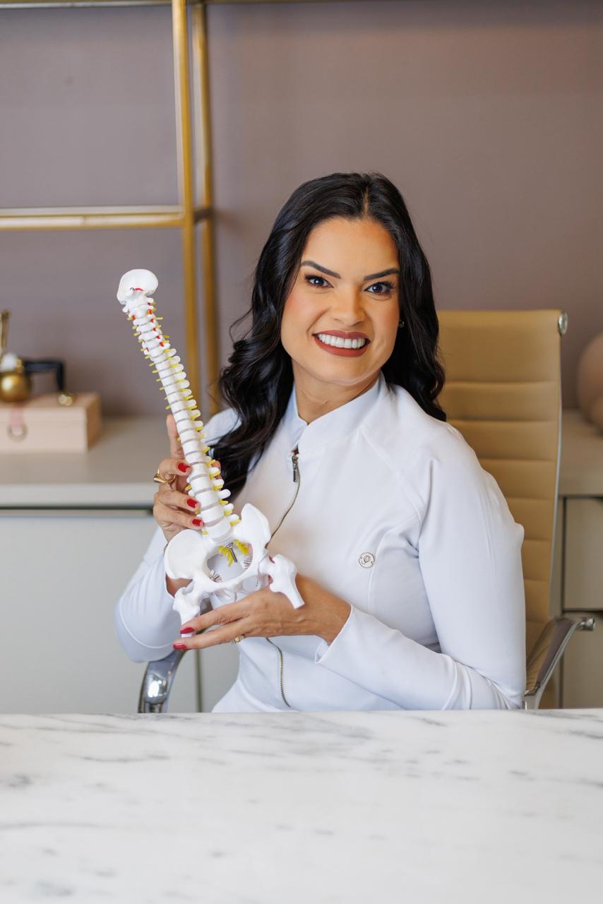 Dra. Catarina Barreiros — Fisioterapeuta especializada em coluna e dor